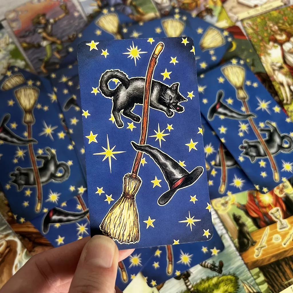 Карти Таро Everyday Witch Tarot
