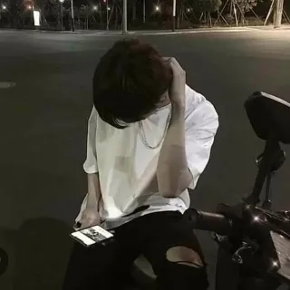 「紫苑 . 」のユーザーアイコン