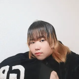 「𝑳𝒊𝒍𝒍𝒚」のユーザーアイコン