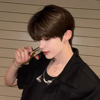 「　mei "」のユーザーアイコン