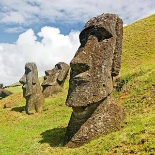 「モアイ」のユーザーアイコン