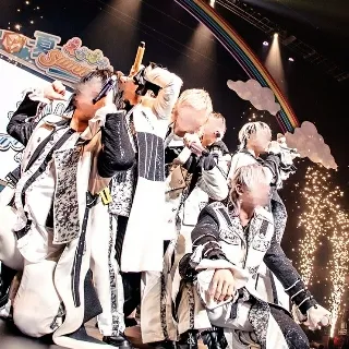 「いれいす」のユーザーアイコン