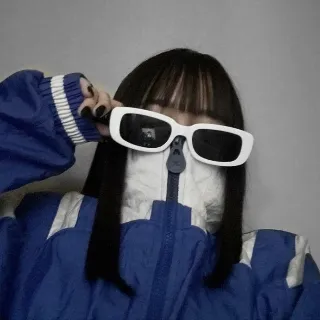 「藍莉」のユーザーアイコン