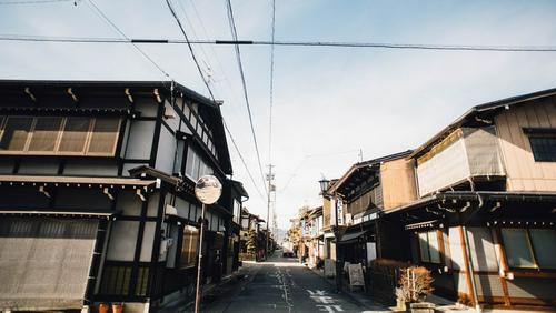 僕の部屋にカップル霊能者が除霊に来た件