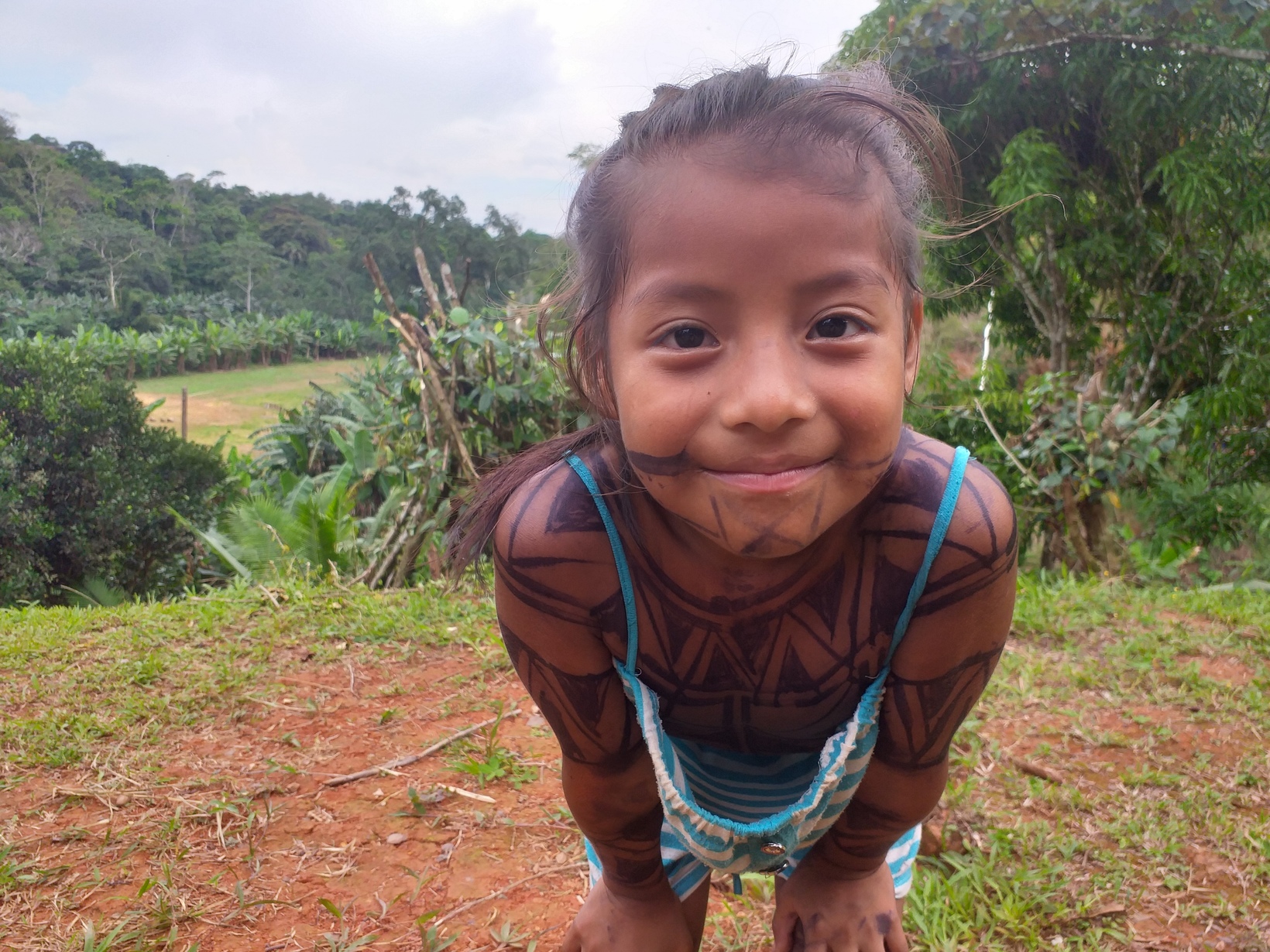 Temporary Tattoos in an Indigenous Village - New Leaf Panama Eco Tours -  Panamá