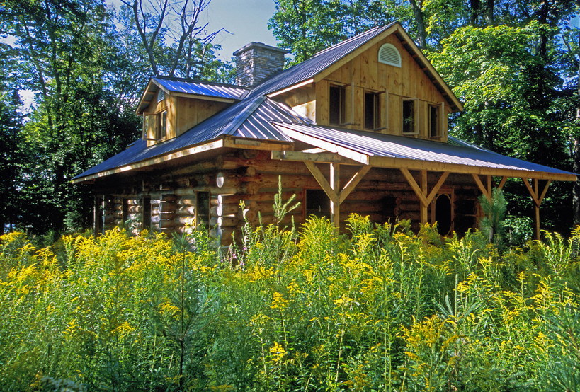 Algonquin Log Cabin