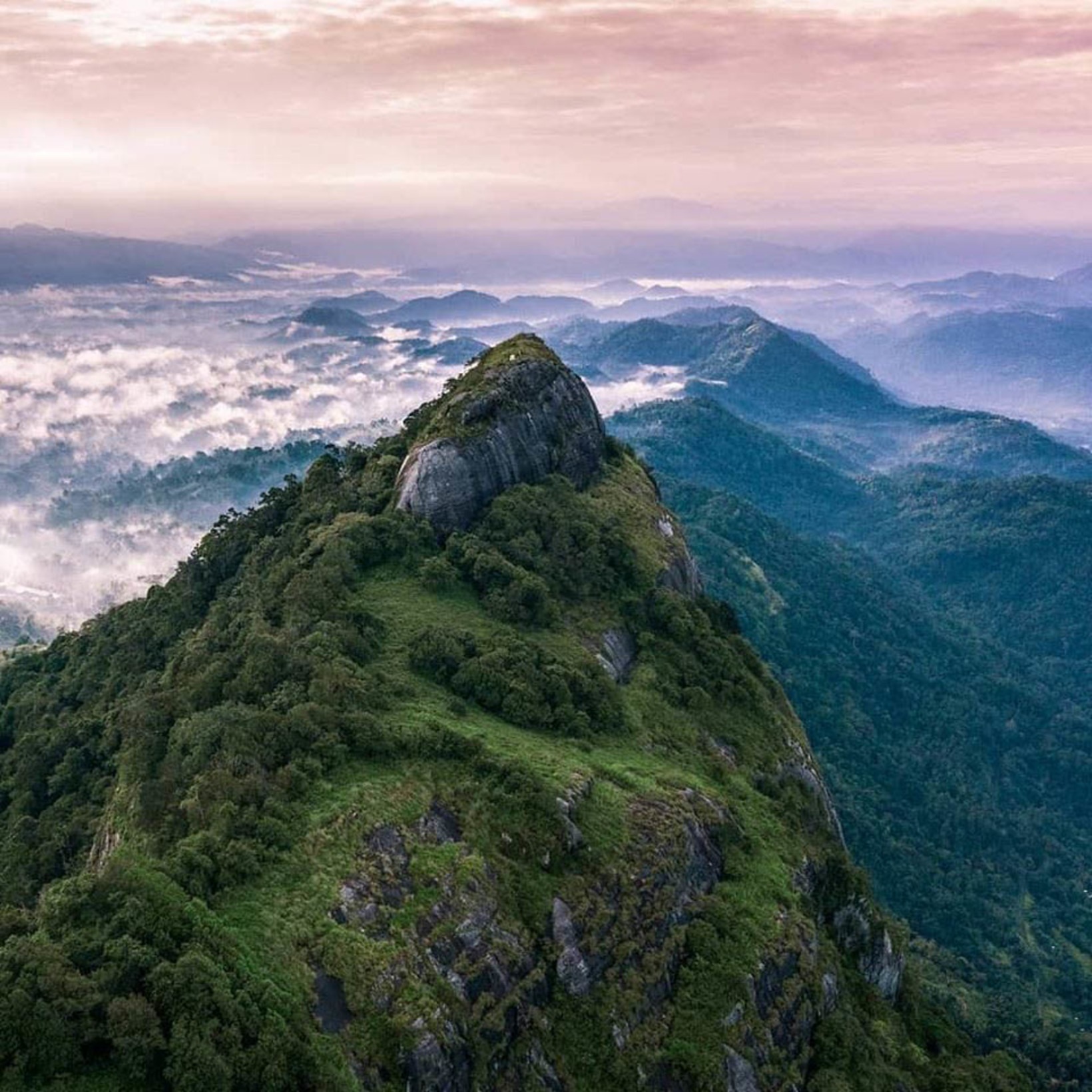 Alagalla Mountain Range