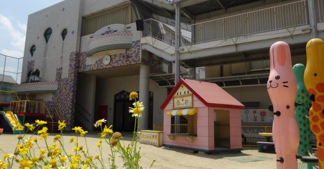 幼稚園型認定こども園寺方幼稚園