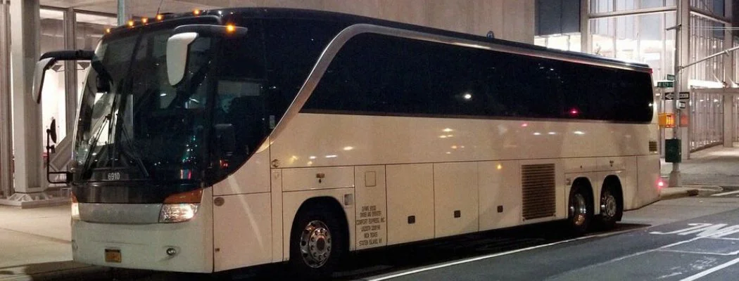 Charter Bus Rentals for Chicago Tours | Chicago Charter Bus Services