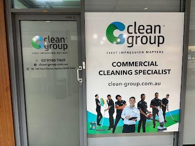 What cleaning methods does Clean Group use for carpets and floors?