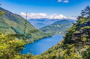 HUERQUEHUE NATIONALPARK: ÜBERNATÜRLICHE LANDSCHAFTEN IM SÜDEN CHILES