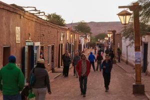 O que fazer e como chegar a San Pedro de Atacama: conheça o fascinante deserto do Chile