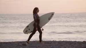 Lorena Fica, multi-champion surfer: “Arica has tremendous potential.”