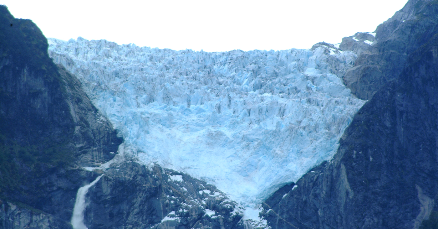 Imagen panorámica del Ventisquero Colgante de Parque Nacional Queulat