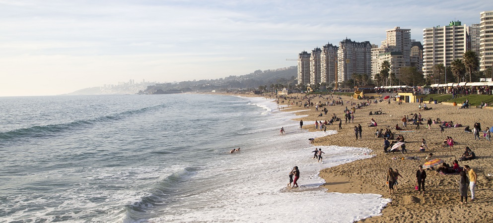 Valparaíso World Heritage also has green areas near the city and beaches like Viña del Mar