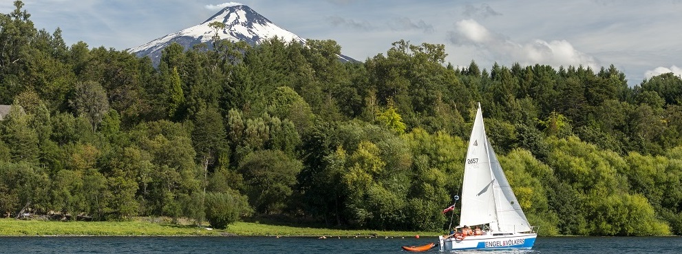 Viajes al sur de Chile para navegar en el lago Villarrica