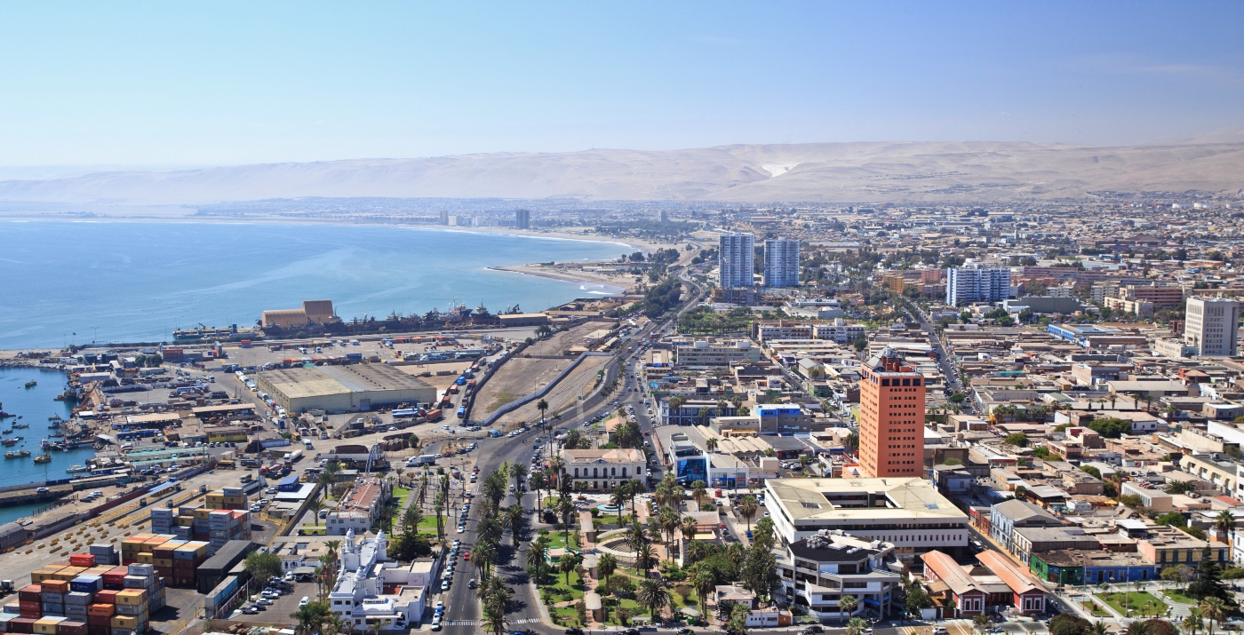 Imagen panorámica del puerto de Arica