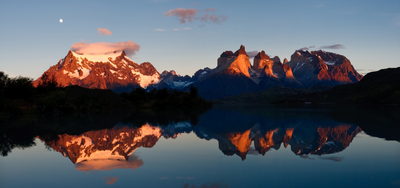 Imagen de una puesta de sol en Torres del Paine