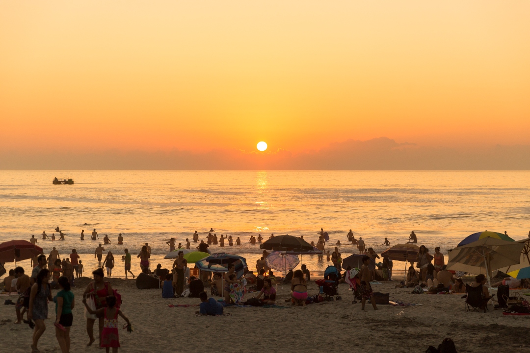 atardecer-en-playa-cavancha