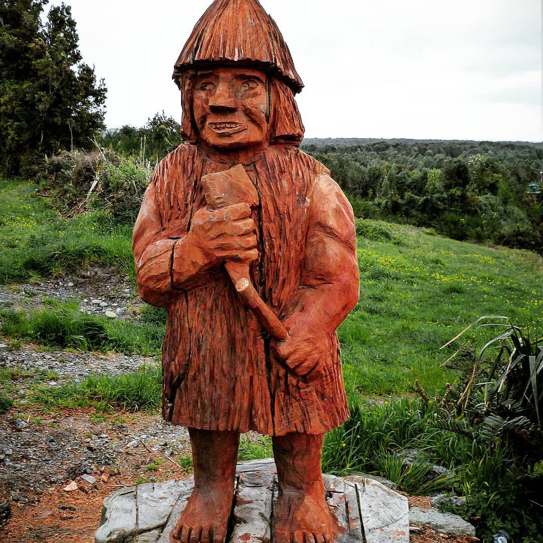 Der „Trauco“, Holzschnitzerei, Chiloé