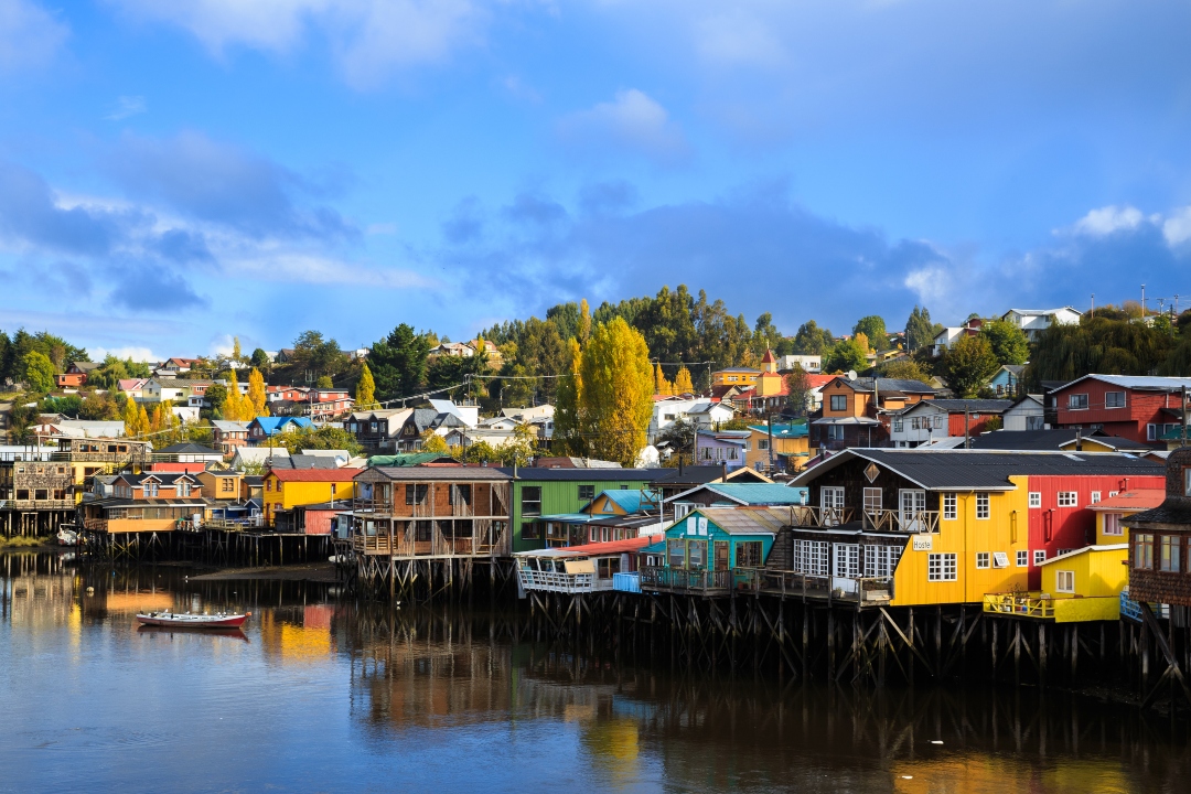 Malerische Häuser von Chiloé