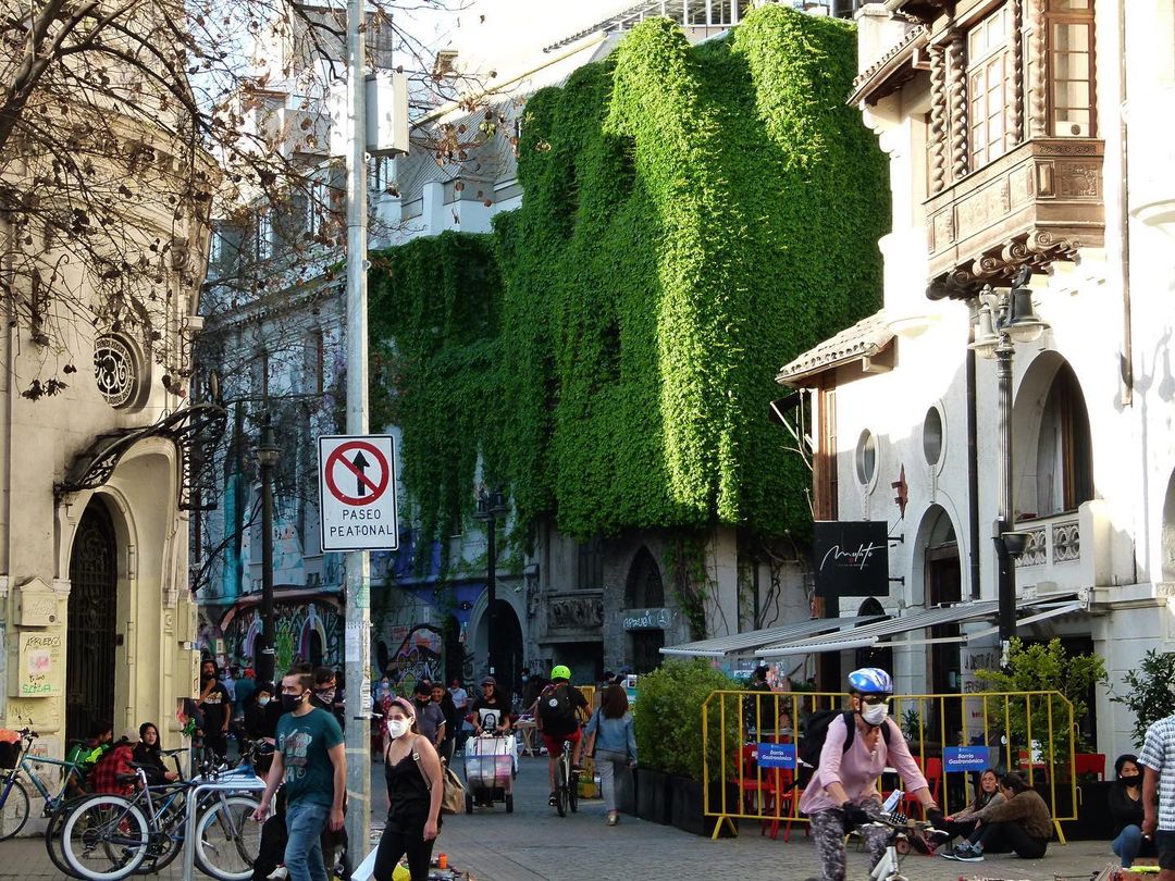 Plaza Mulato Gil de Castro, Barrio Lastarria, Ruta Patrimonial de Santiago de Chile