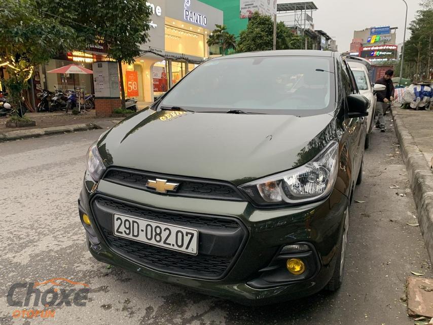 Cần bán lại xe Chevrolet Spark Van 10 AT sản xuất năm 2011 màu trắng nhập