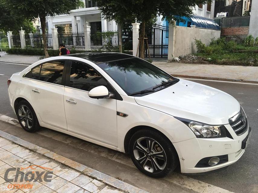 Bán Chevrolet Lacetti CDX Premiere 18 AT năm 2011 màu trắng nhập khẩu  chính hãng số