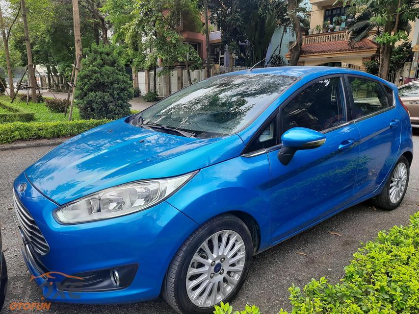 Mõ Xóm bán xe Sedan FORD Fiesta 2016 màu Màu khác giá 389 triệu ở Hà Nội