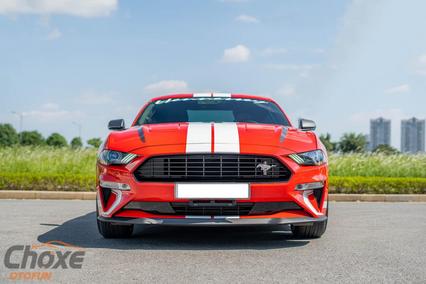 Ông Đặng Lê Nguyên Vũ tậu Ford Mustang đời cũ