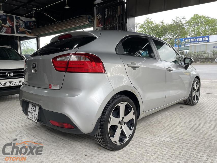 Sàn oto Long Biên bán xe Hatchback KIA RIO 2013 màu Bạc giá 375 triệu ở ...