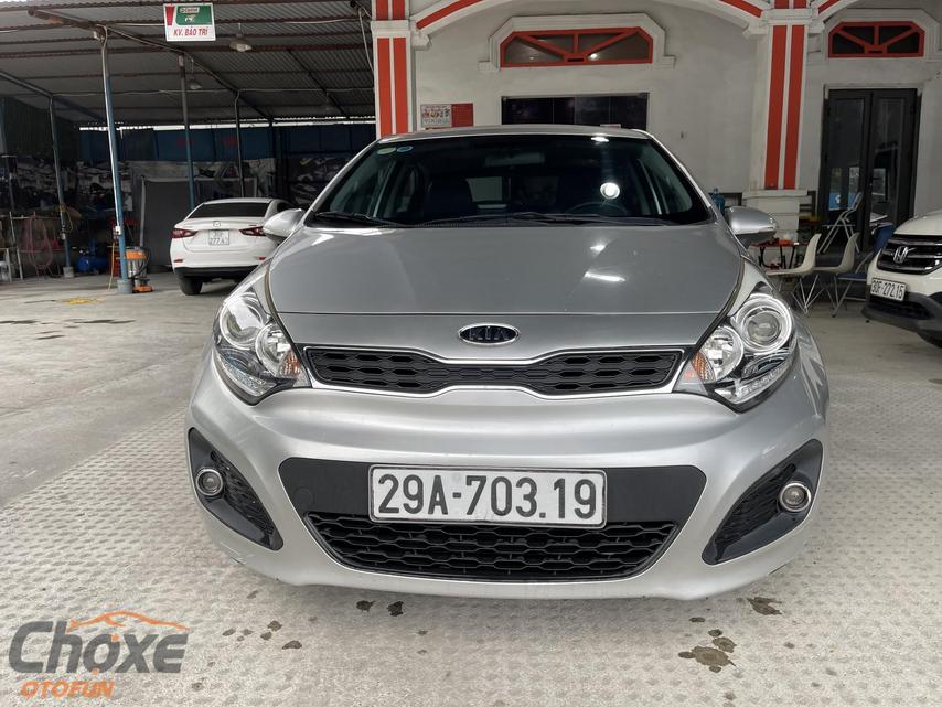 Sàn oto Long Biên bán xe Hatchback KIA RIO 2013 màu Bạc giá 375 triệu ở ...