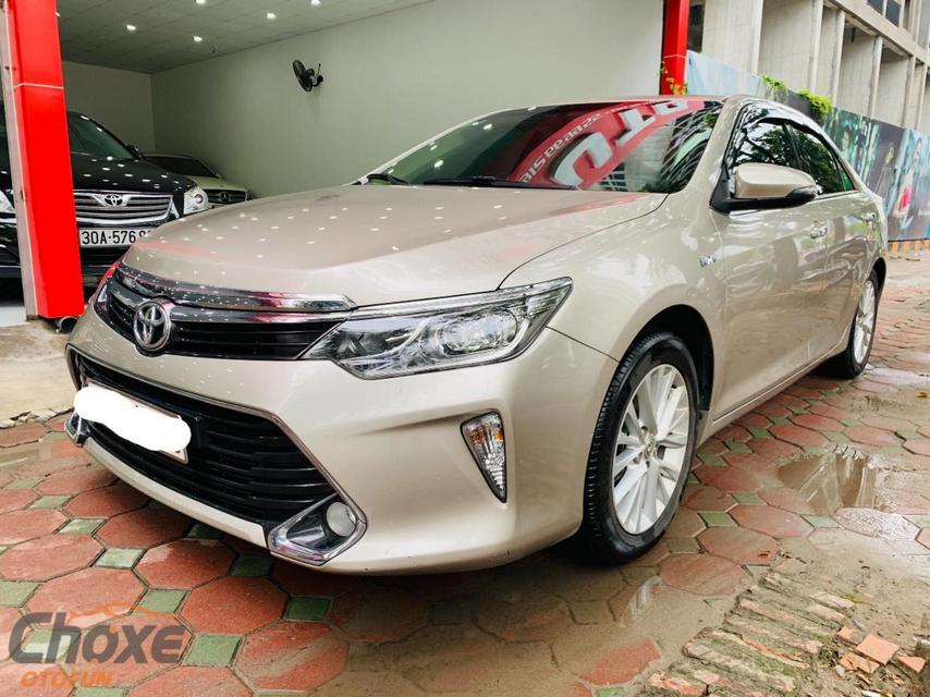 Trần thái bán xe Sedan TOYOTA Camry 2018 màu Nâu giá 870 triệu ở Hà Nội