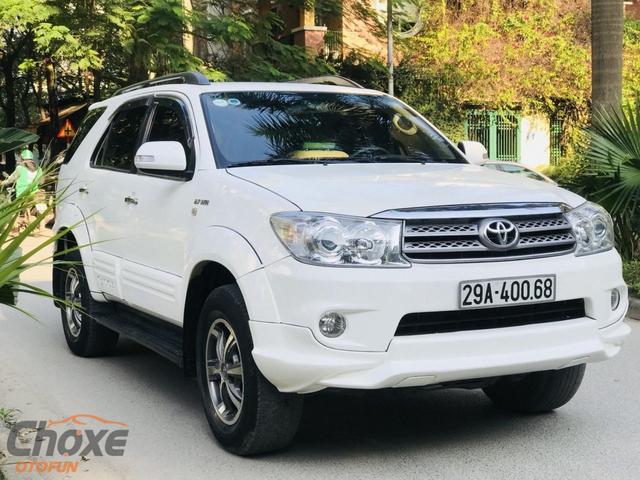 Toyota Fortuner 2011 images 1024x768