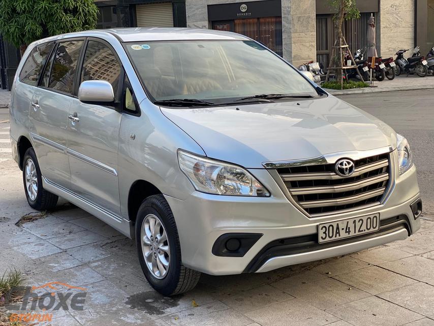 Review 2014 Toyota Innova 25 V  CarGuidePH  Philippine Car News Car  Reviews Car Prices