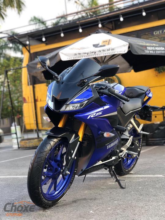 Yamaha R15 V3 2019 giá bán mới nhất bao nhiêu