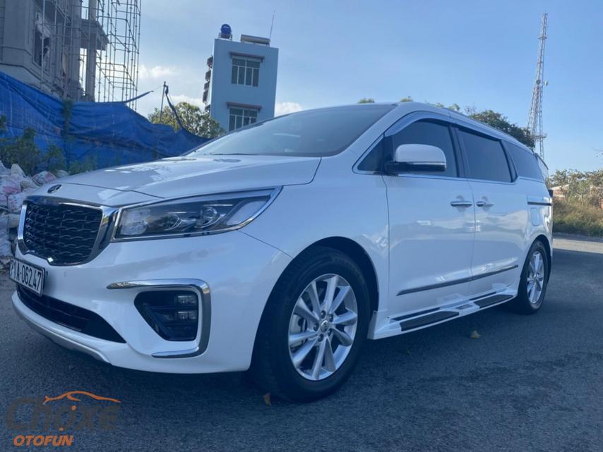 MR Hiếu bán xe MPV KIA Sedona 2018 màu Trắng giá 1 tỷ ở Hồ Chí Minh