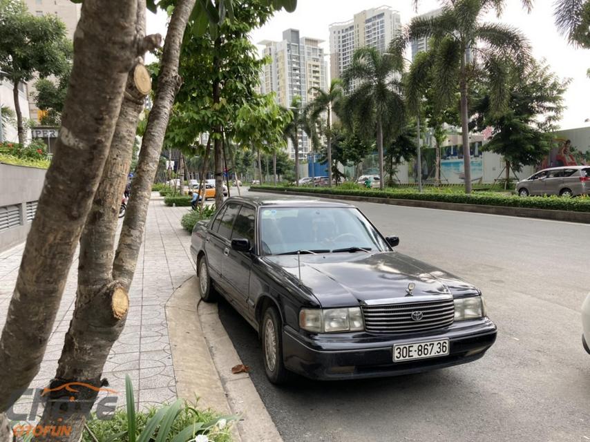 TOYOTA CROWN 2000 4dr Pillared Hardtop Super Saloon  Toyota Motor  Corporation Official Global Website