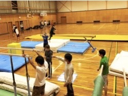 松山大学　体操部の画像