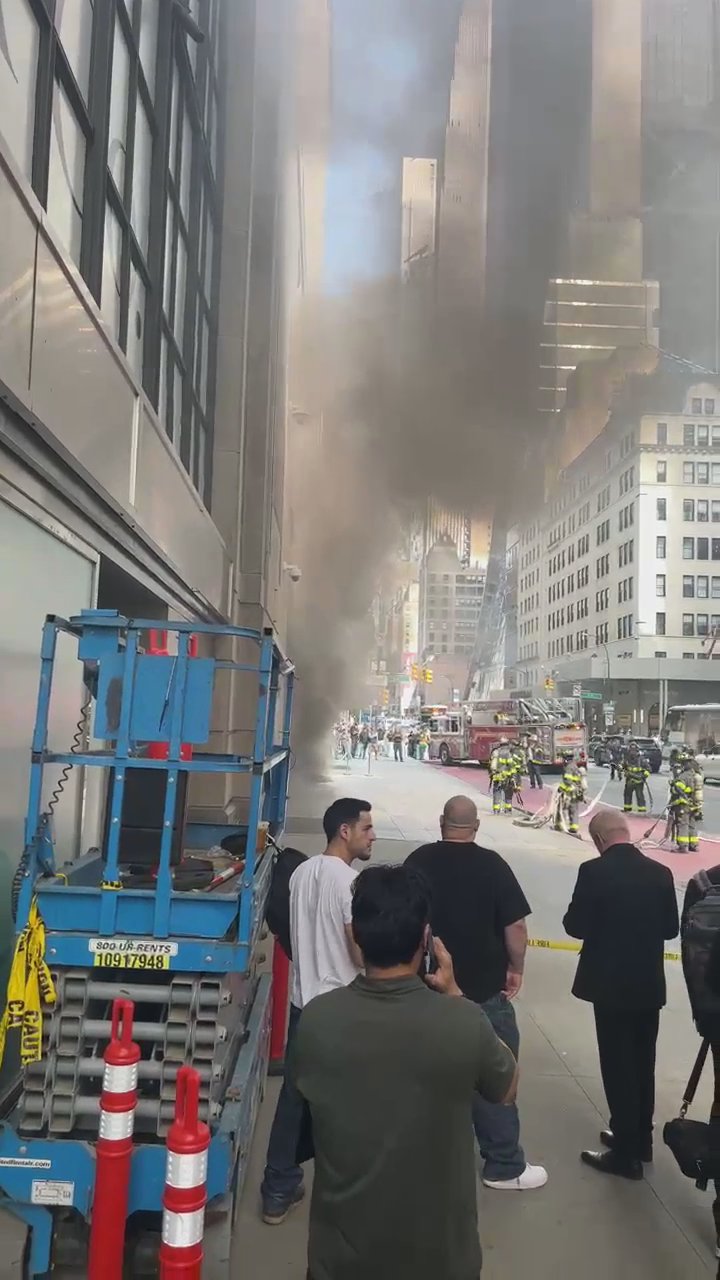 Tiffany & Co. catches fire in Midtown, leaving two people injured