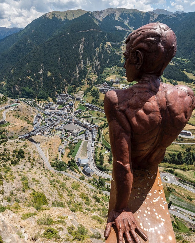 Acceso al Mirador Roc del Quer