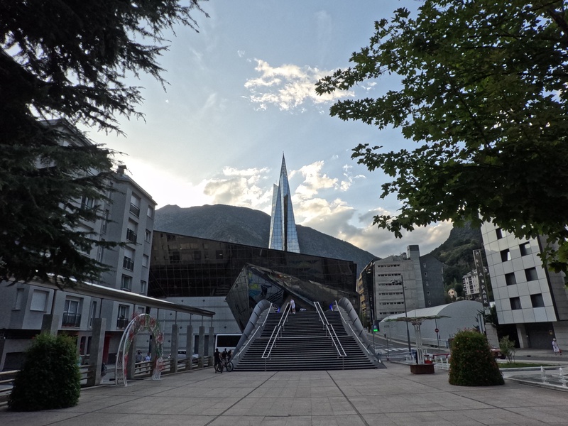 Walking Tour por Escaldes-Engordany (mínimo 4 pax.)