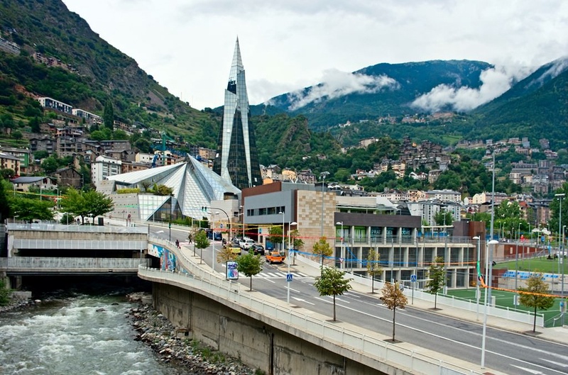 Guided tour of Escaldes-Caldea