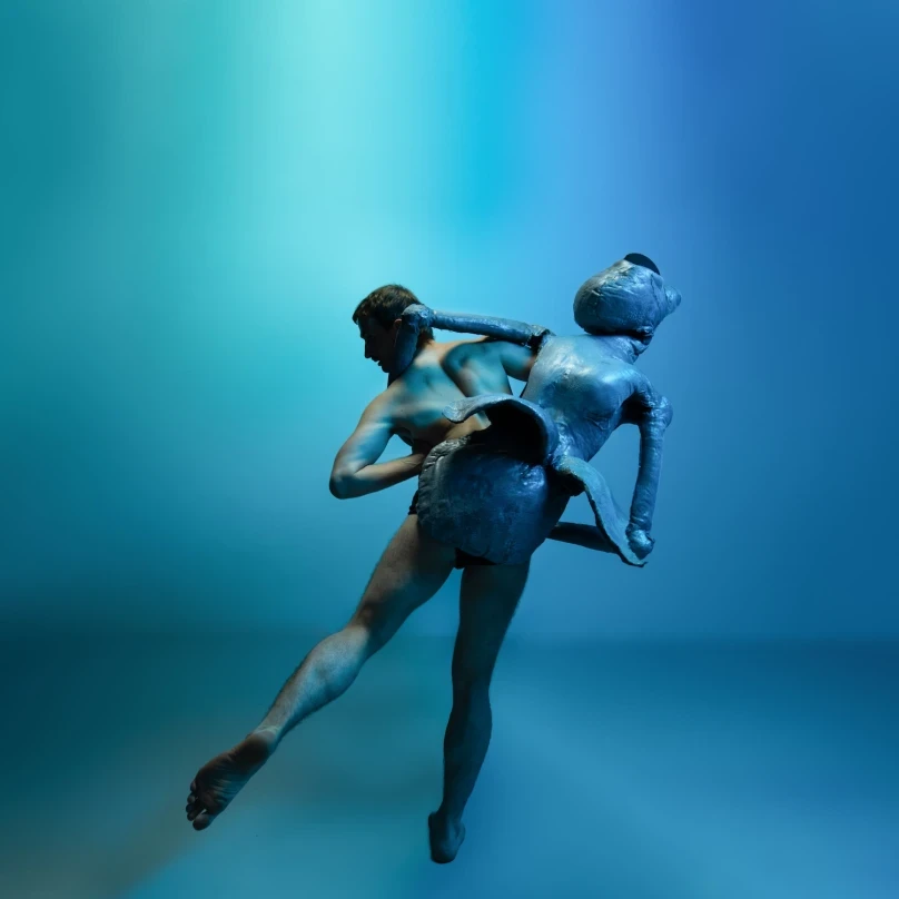 Theater Ins Blau