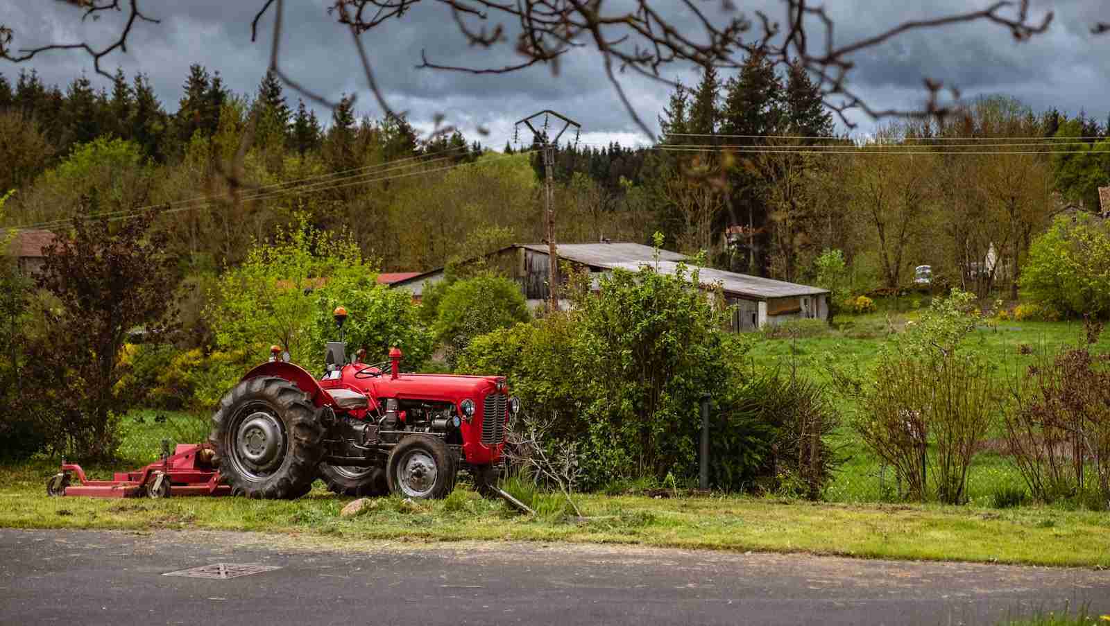 What Makes the John Deere 740 Classic Loader Stand Out? What Makes the John Deere 740 Classic Loader Stand Out?