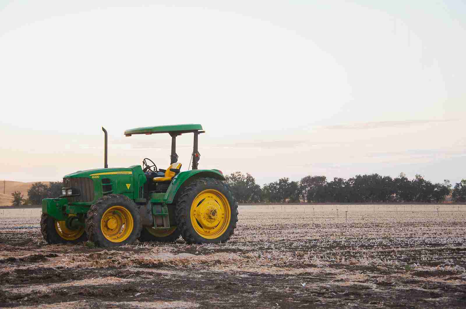 Experience the Joy of Driving an Old Tractor!