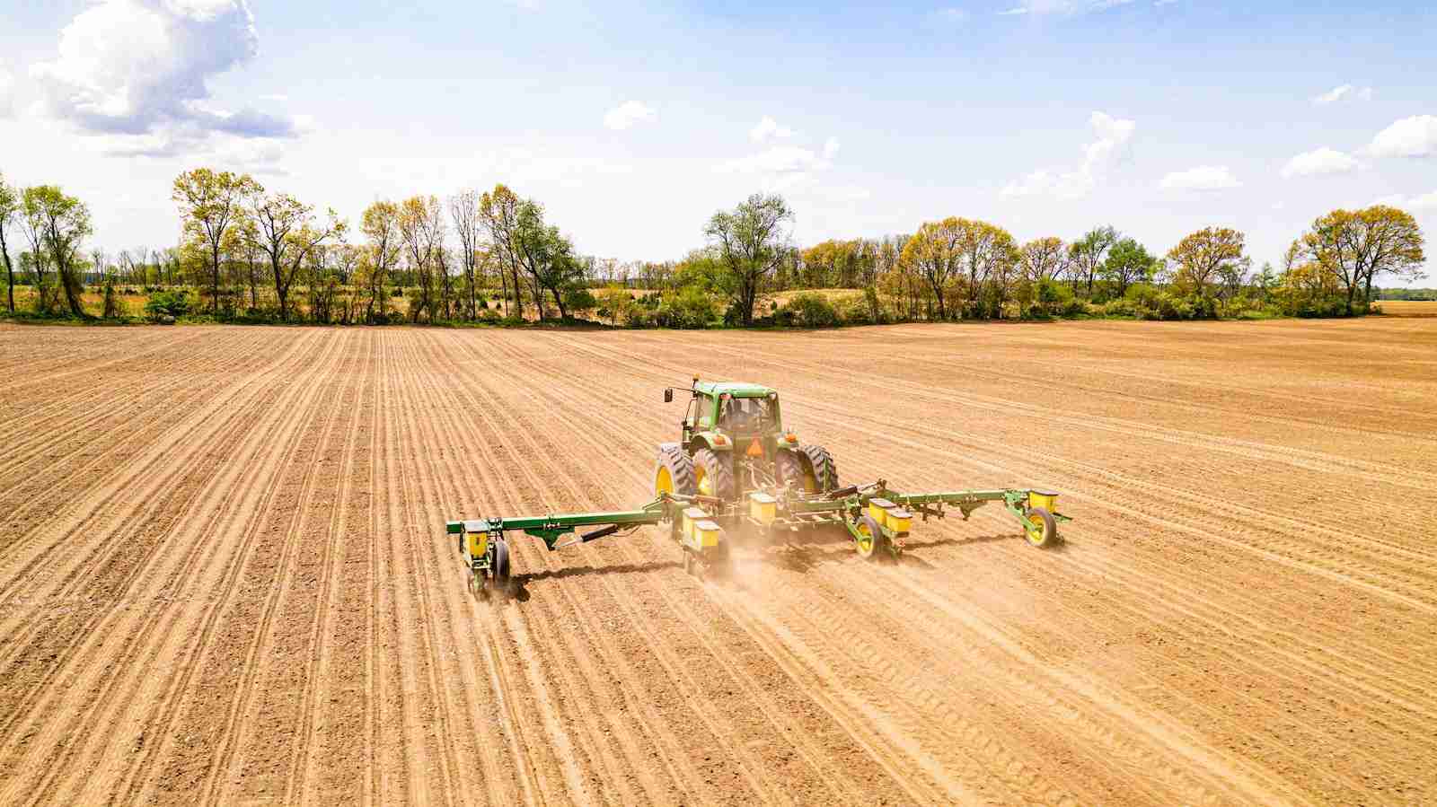 Uncover the Benefits of a Backhoe Tractor!
