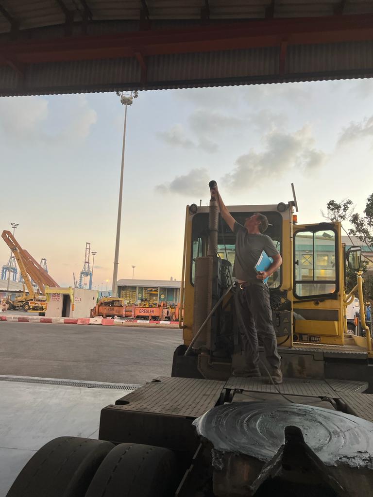 Pollution measuring at Ashdod port logo