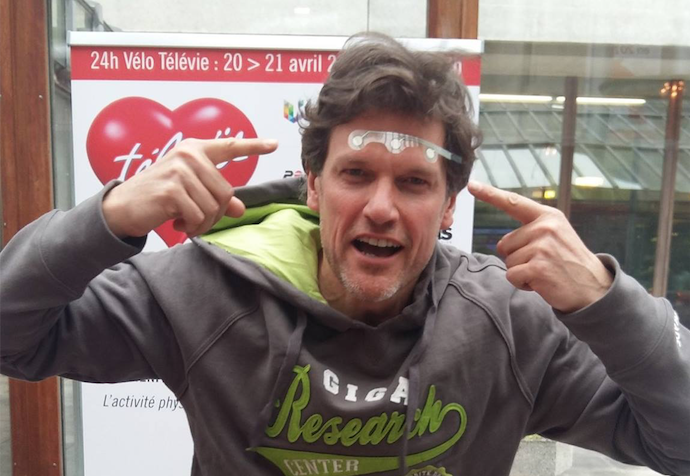 Prof. Steven Laureys (Coma Science Group) with Neurosteer Sensor logo