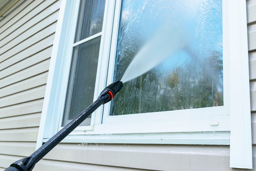 Why you should not pressure wash your house?